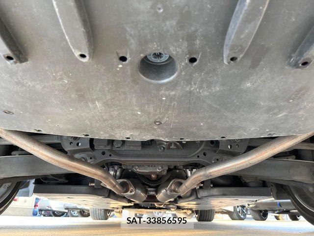Toyota CROWN SEDAN 2018-06 8335371-19