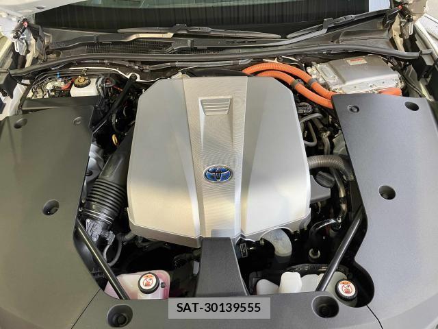 Toyota CROWN SEDAN 2021-04 8335358-22