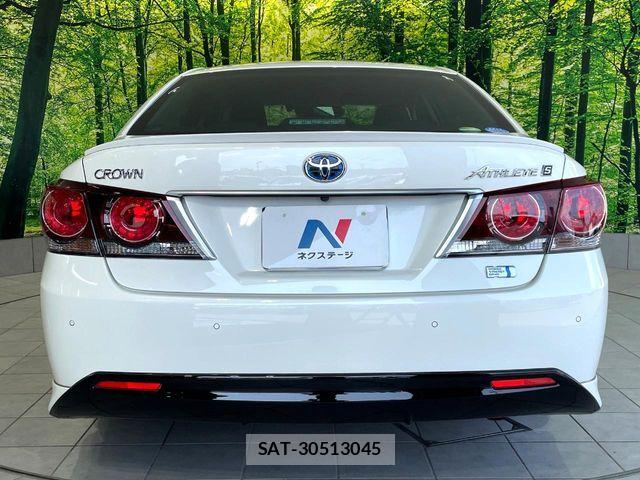 Toyota CROWN SEDAN 2017-04 8335370-14