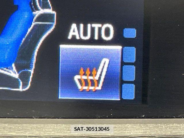 Toyota CROWN SEDAN 2017-04 8335370-6