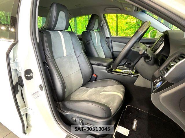Toyota CROWN SEDAN 2017-04 8335370-7