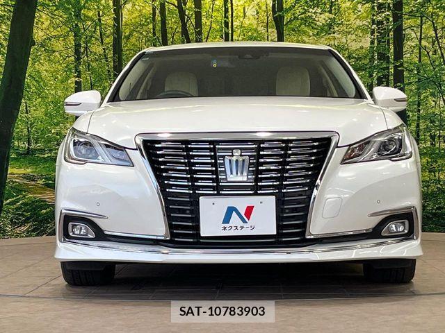 Toyota CROWN SEDAN 2017-03 8335389-14