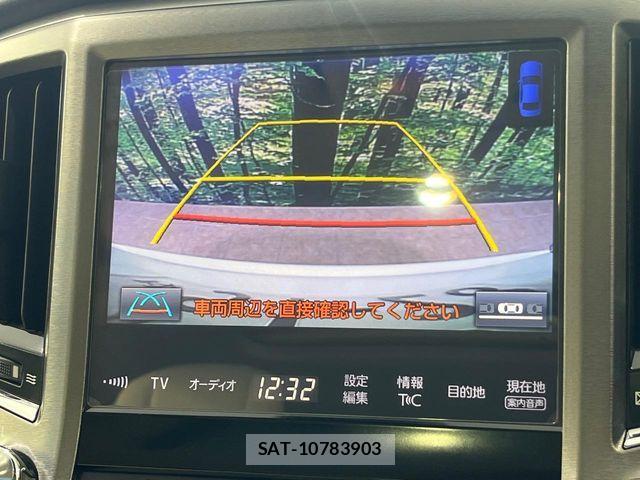 Toyota CROWN SEDAN 2017-03 8335389-4