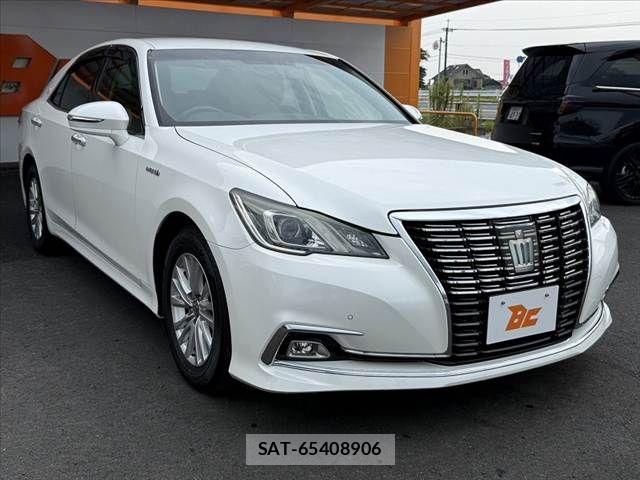 Toyota CROWN SEDAN 2015-11 8335385-9