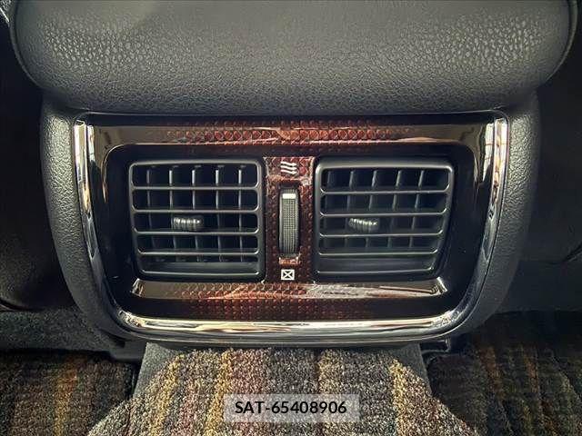Toyota CROWN SEDAN 2015-11 8335385-20