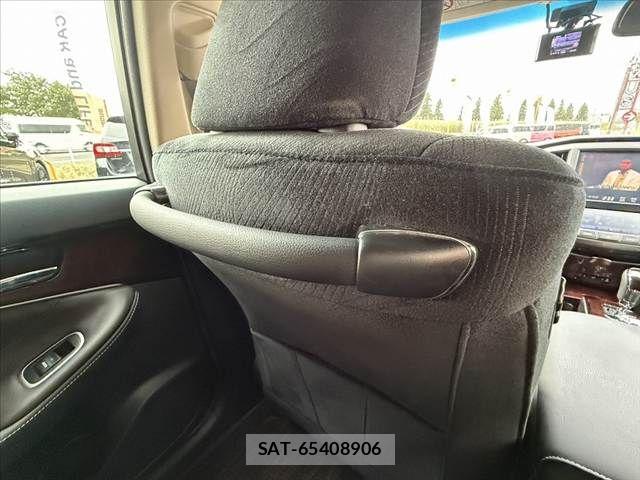 Toyota CROWN SEDAN 2015-11 8335385-21