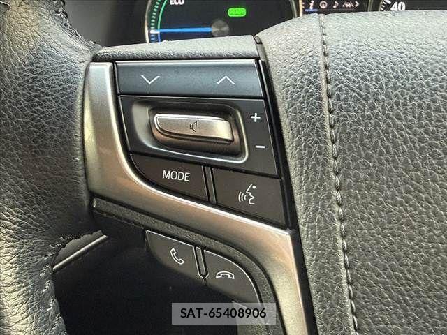 Toyota CROWN SEDAN 2015-11 8335385-24