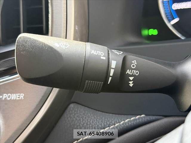 Toyota CROWN SEDAN 2015-11 8335385-27