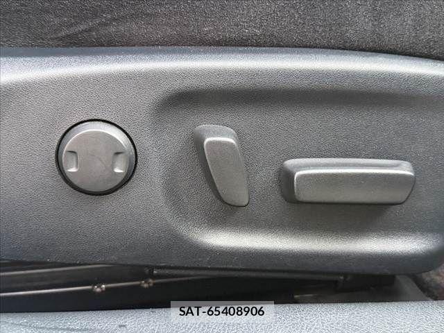 Toyota CROWN SEDAN 2015-11 8335385-5
