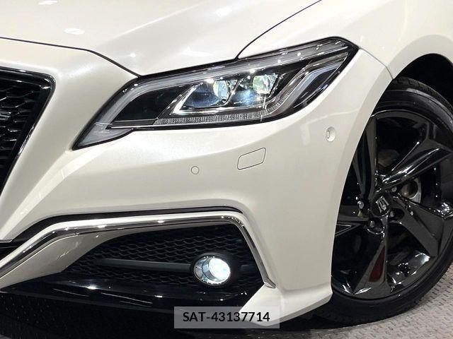 Toyota CROWN SEDAN 2020-09 8335367-11