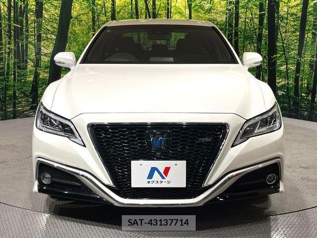 Toyota CROWN SEDAN 2020-09 8335367-13