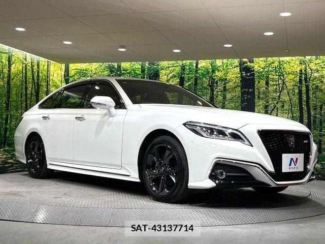 Toyota CROWN SEDAN 2020-09 8335367-15
