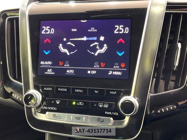 Toyota CROWN SEDAN 2020-09 8335367-6