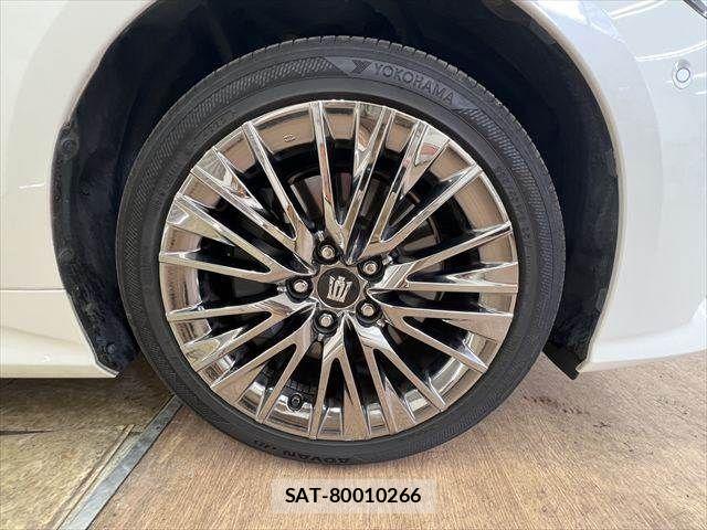 Toyota CROWN SEDAN 2018-07 8335376-12