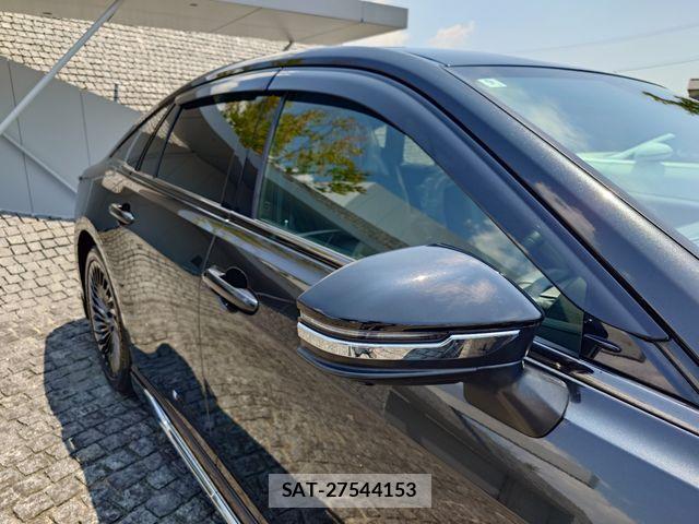Toyota CROWN SEDAN 2024-09 8335355-4