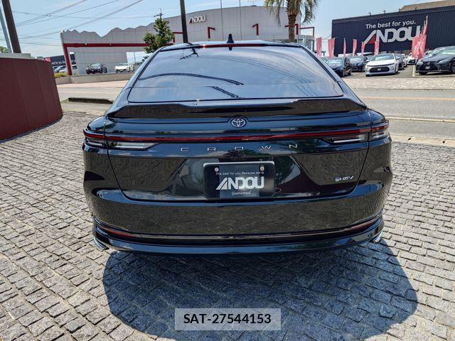 Toyota CROWN SEDAN 2024-09 8335355-6