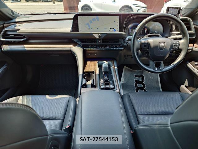 Toyota CROWN SEDAN 2024-09 8335355-8