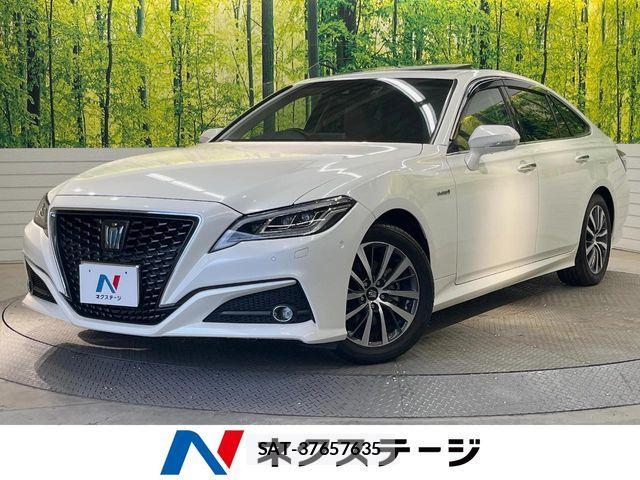Toyota CROWN SEDAN 2019-04 8354233-0