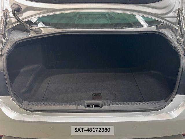 Toyota CROWN SEDAN 2022-02 8354228-11