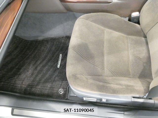 Toyota CROWN SEDAN 2013-05 8354238-13