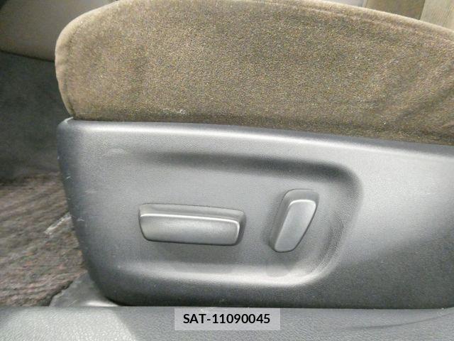 Toyota CROWN SEDAN 2013-05 8354238-14
