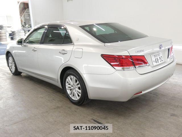 Toyota CROWN SEDAN 2013-05 8354238-1