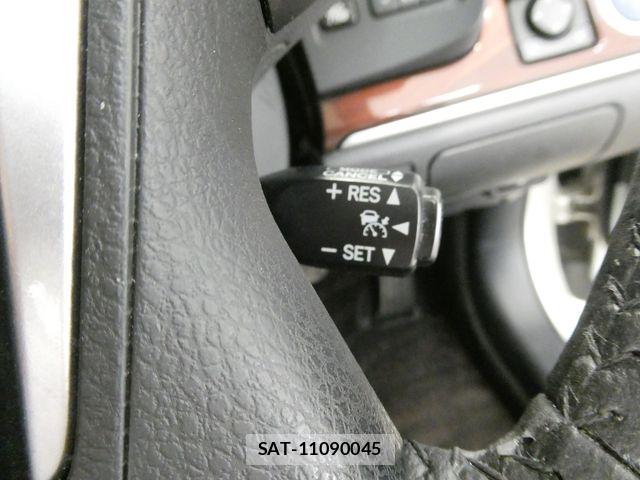 Toyota CROWN SEDAN 2013-05 8354238-24