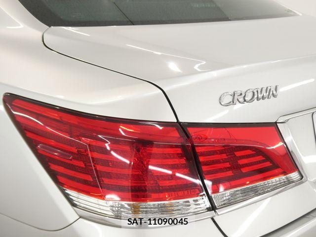 Toyota CROWN SEDAN 2013-05 8354238-6