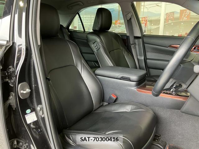 Toyota CROWN SEDAN 2015-06 8354239-16
