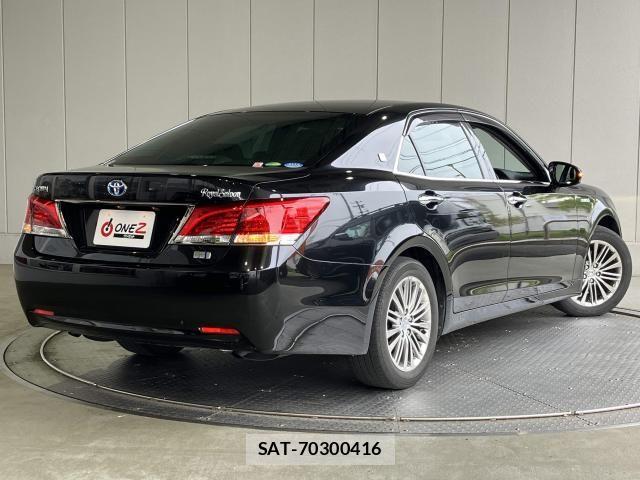 Toyota CROWN SEDAN 2015-06 8354239-27