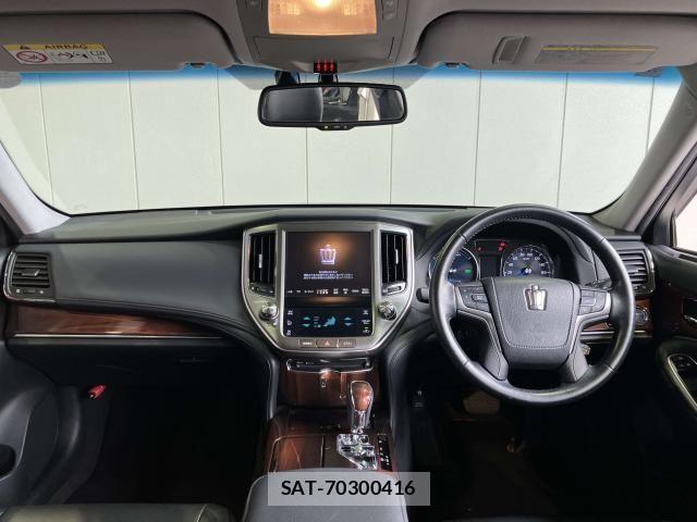 Toyota CROWN SEDAN 2015-06 8354239-5