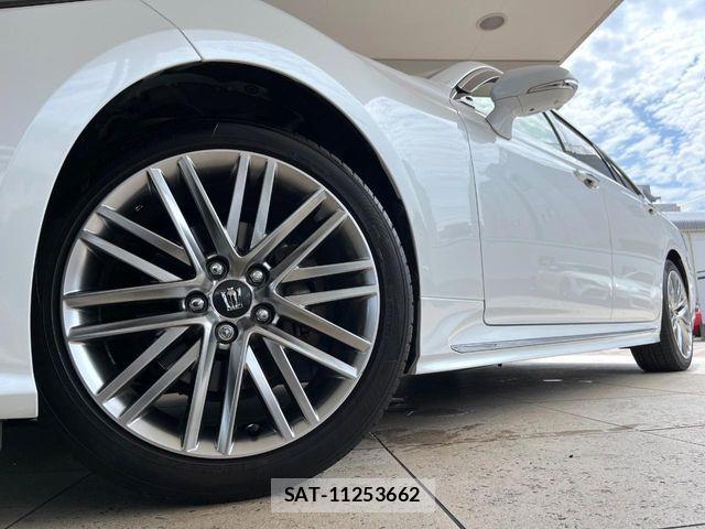 Toyota CROWN SEDAN 2021-01 8354230-10