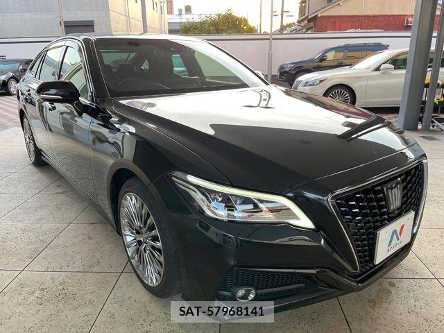 Toyota CROWN SEDAN 2022-05 8354232-15