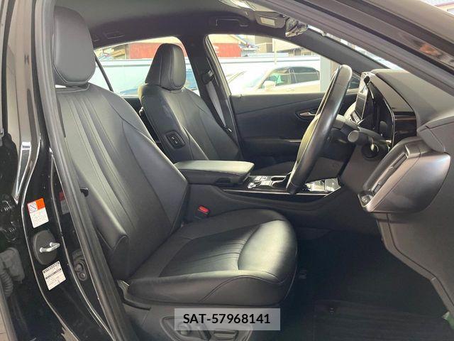 Toyota CROWN SEDAN 2022-05 8354232-7