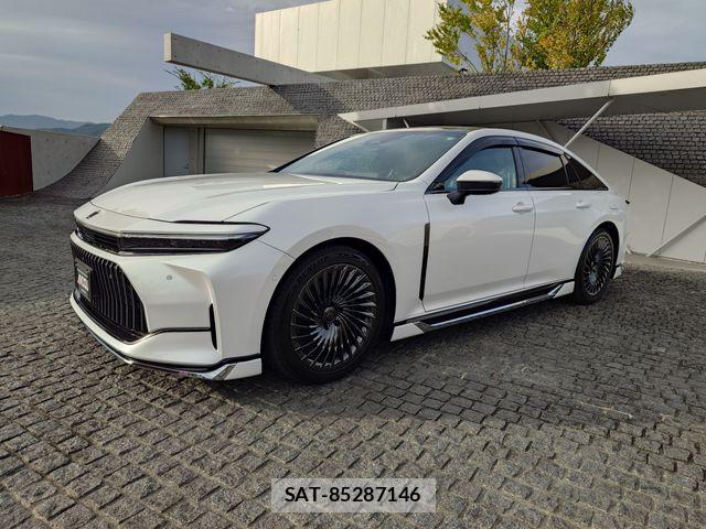 Toyota CROWN SEDAN 2024-11 8354218-1