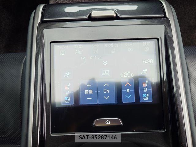 Toyota CROWN SEDAN 2024-11 8354218-25