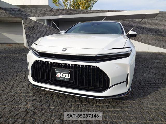 Toyota CROWN SEDAN 2024-11 8354218-5