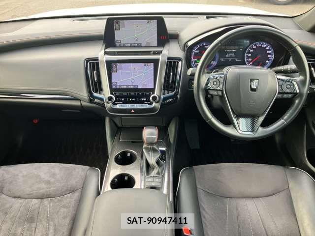 Toyota CROWN SEDAN 2018-07 8354234-10