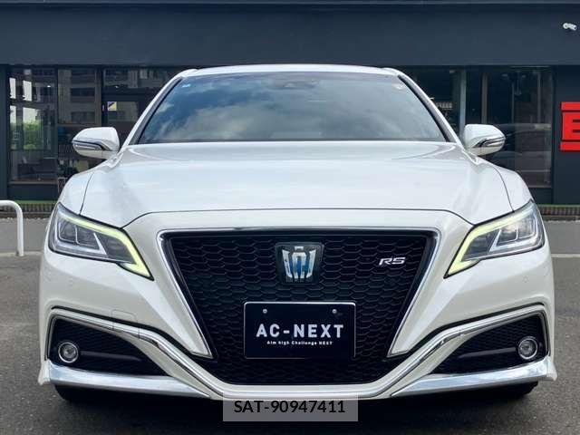 Toyota CROWN SEDAN 2018-07 8354234-13