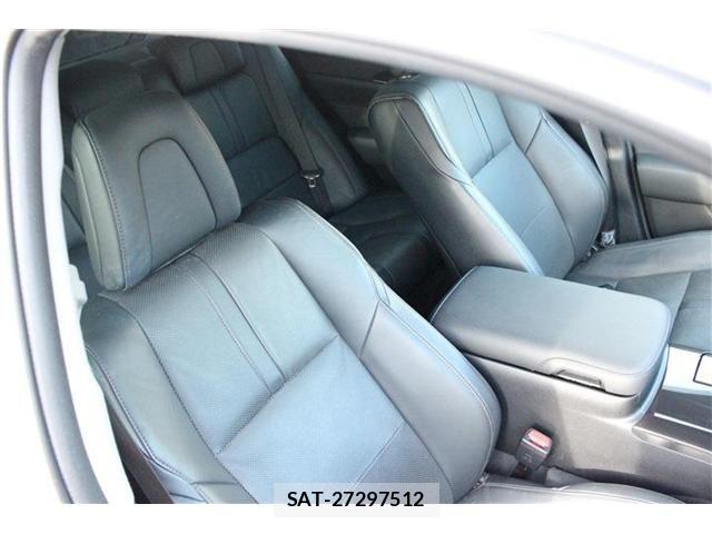 Toyota CROWN SEDAN 2013-05 8365316-24
