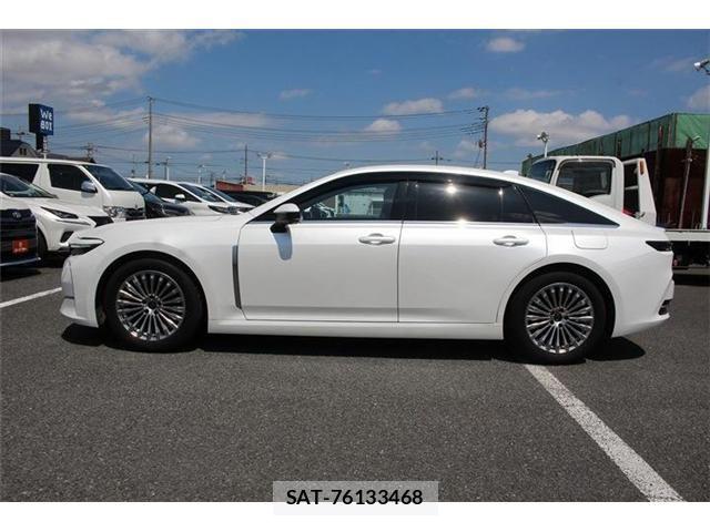 Toyota CROWN SEDAN 2025-01 8365288-10