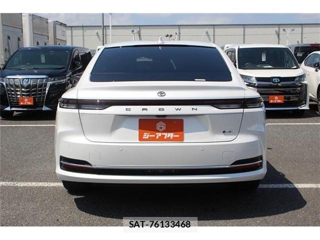 Toyota CROWN SEDAN 2025-01 8365288-12