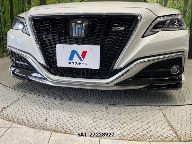 Toyota CROWN SEDAN 2018-12 8365307-2