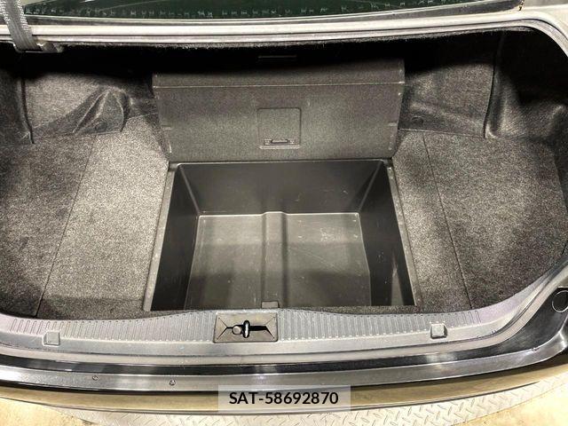Toyota CROWN SEDAN 2014-11 8365318-11