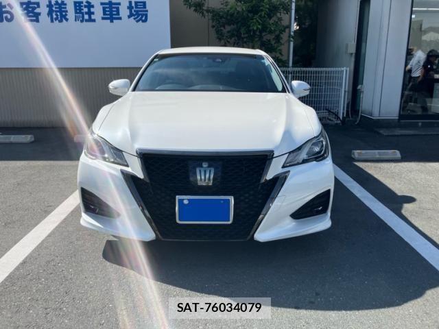 Toyota CROWN SEDAN 2018-01 8365306-0