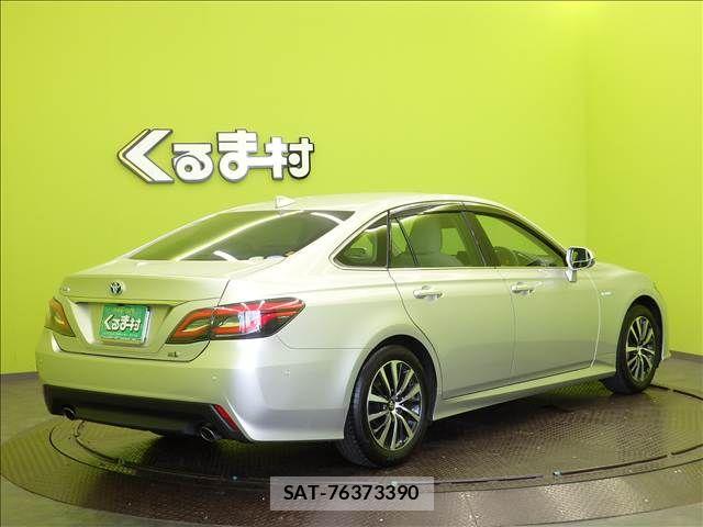 Toyota CROWN SEDAN 2019-03 8365309-1