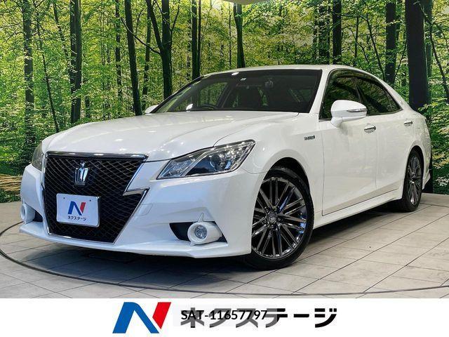 Toyota CROWN SEDAN 2013-11 8365317-0