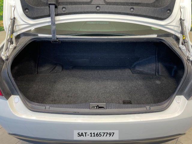 Toyota CROWN SEDAN 2013-11 8365317-9