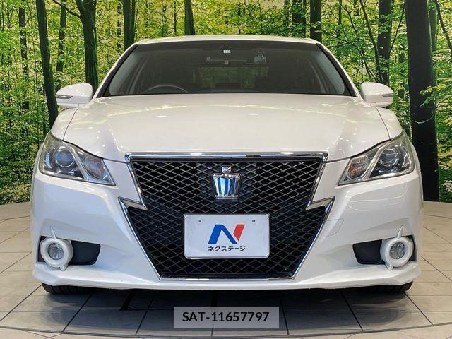 Toyota CROWN SEDAN 2013-11 8365317-13