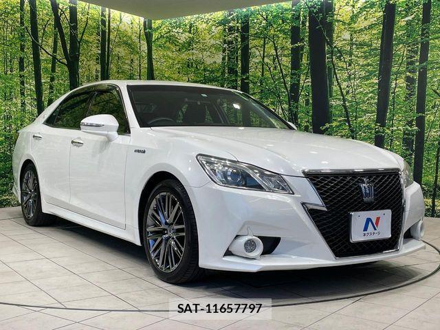 Toyota CROWN SEDAN 2013-11 8365317-15